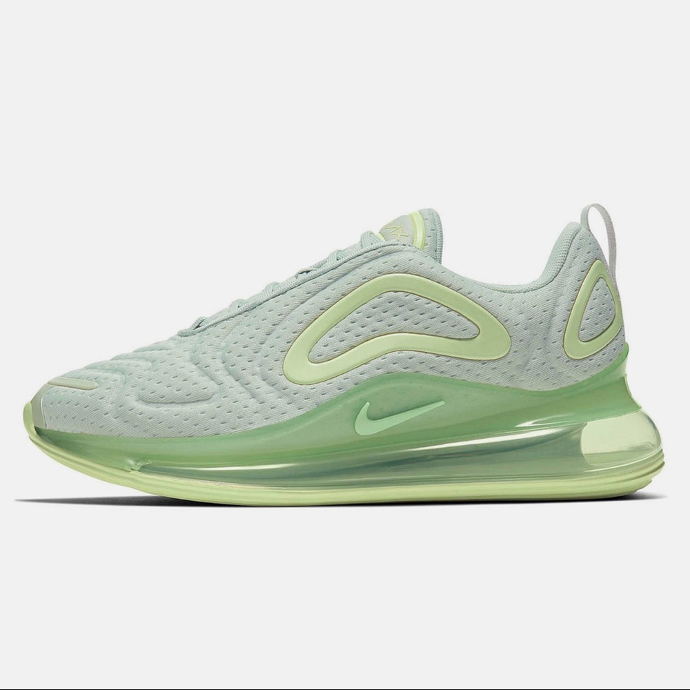 Women’s Nike Air Max 720 Pistachio Size 8.5